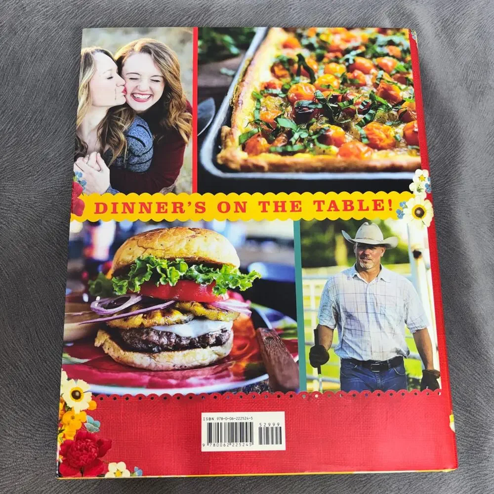 The Pioneer Woman Cooks Dinnertime Ree Drummond HC DJ Harper Collins 1st Edition